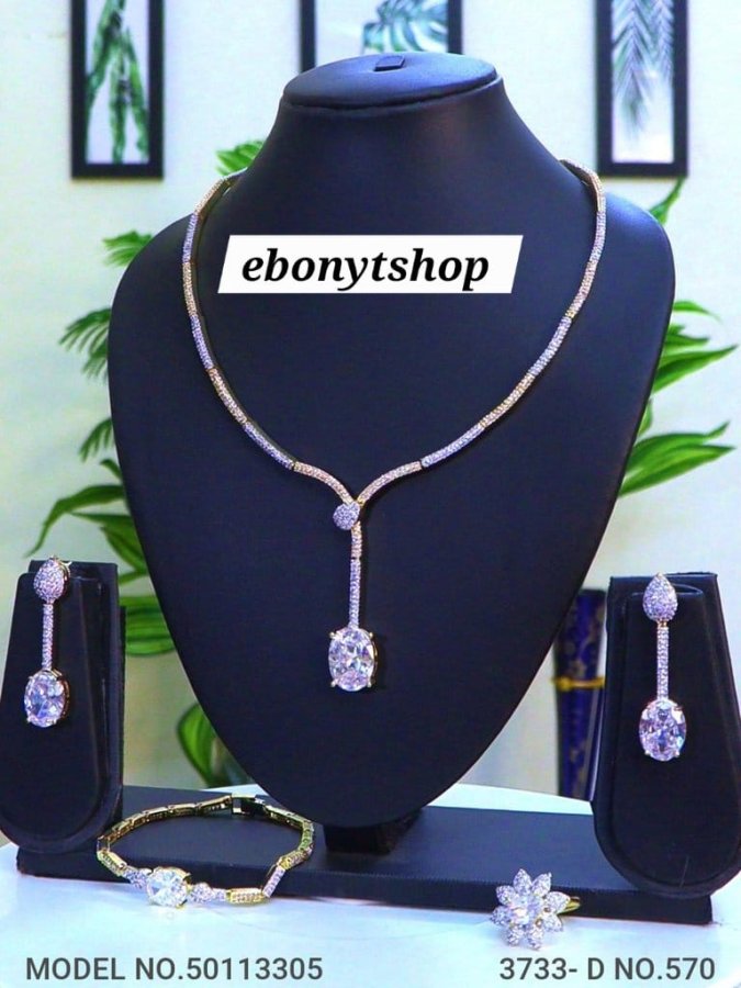 Radiant Glamour Jewelry Set